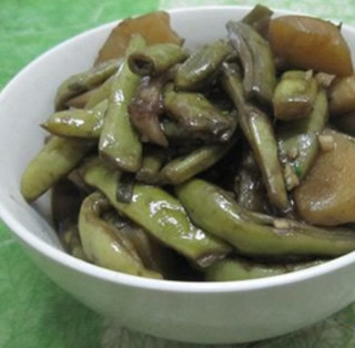 土豆炖豆角的做法 土豆炖豆角的做法