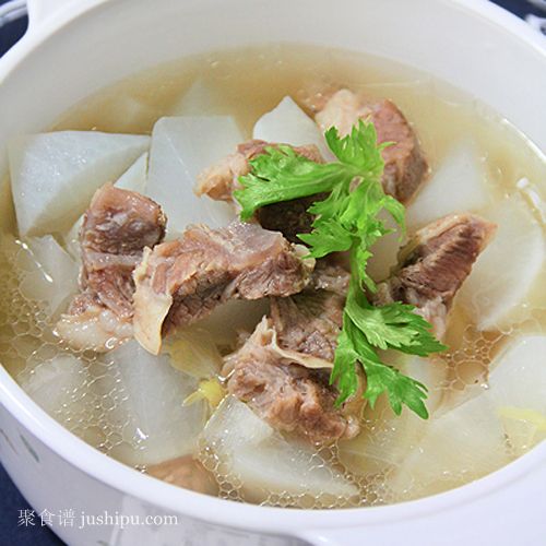 冬季荤菜 清炖白萝卜牛腩汤的做法 冬季荤菜 清炖白萝卜牛腩汤的做法