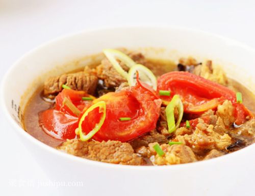 西红柿炖牛肉的做法 jushipu.com