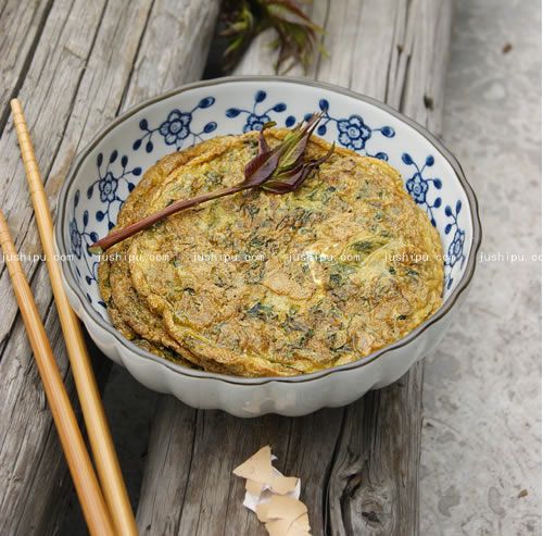 香椿煎蛋饼的做法 jushipu.com