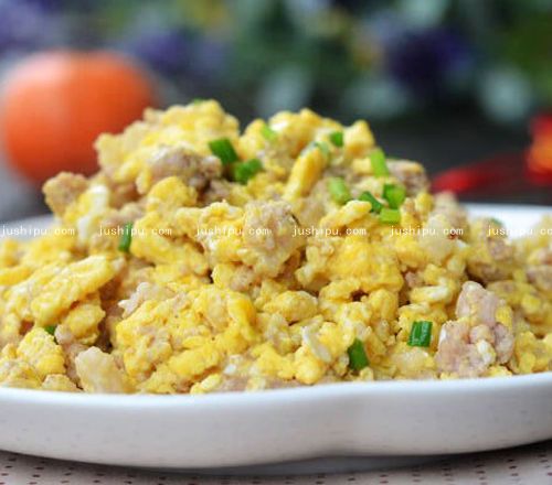 肉末炒鸡蛋的做法 jushipu.com