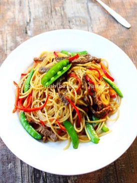 黑椒牛肉炒意粉的做法 黑椒牛肉炒意粉的做法