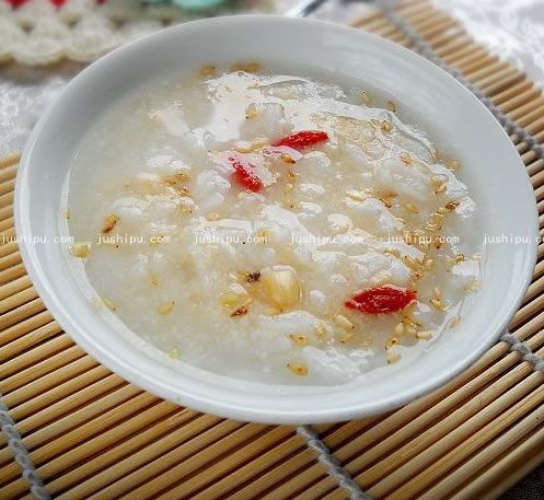 花生芝麻粥的做法 jushipu.com