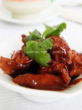 下饭荤菜 腐乳烧鸡翅的做法 下饭荤菜 腐乳烧鸡翅的做法