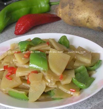 清炒土豆片的做法 jushipu.com