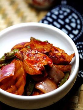 下饭菜洋葱回锅肉的做法 下饭菜洋葱回锅肉的做法