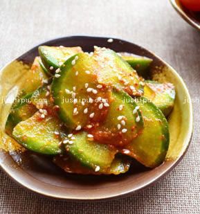 红油萝卜的做法 jushipu.com