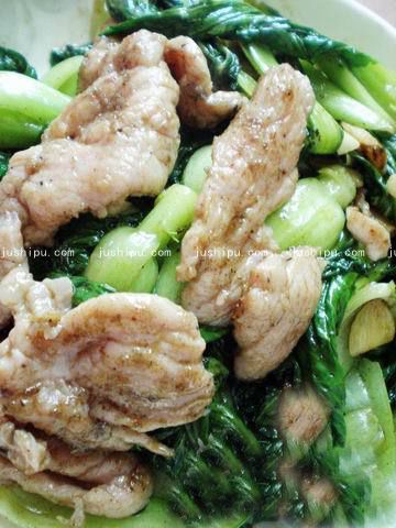 小白菜肉片的做法 jushipu.com