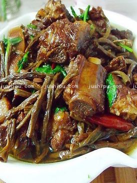 干豆角炖排骨的做法 干豆角炖排骨的做法