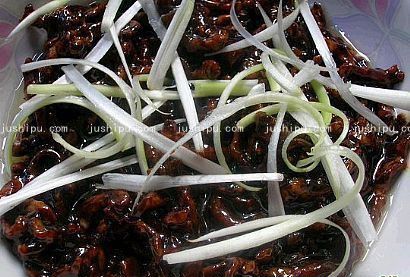 酱炒肉丝的做法 jushipu.com